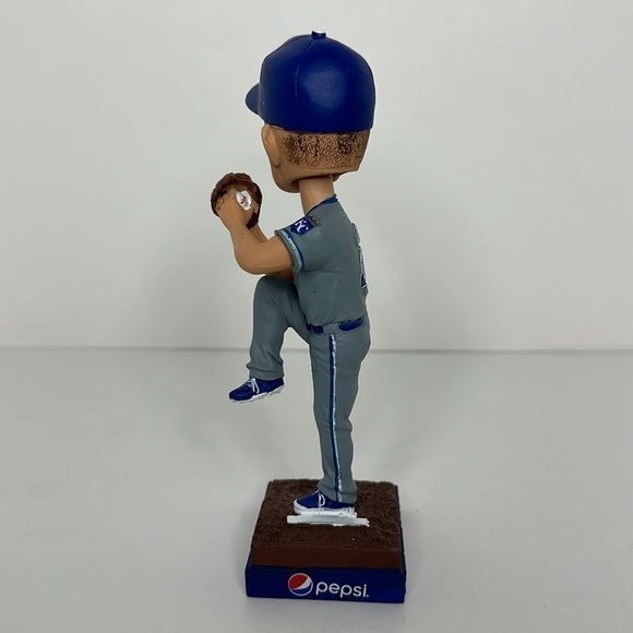Kansas City Royals Danny Duffy #41Bobblehead Series August 1, 2016 - Picture 5 of 10